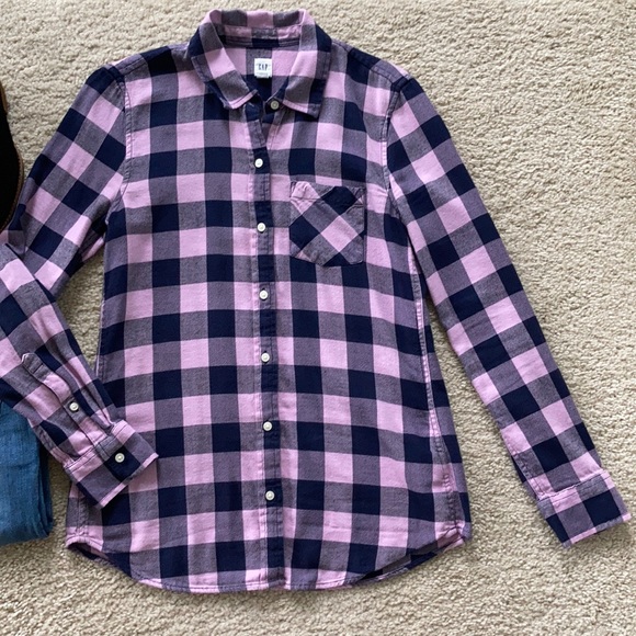 GAP Flannel Shirt - Picture 2 of 5